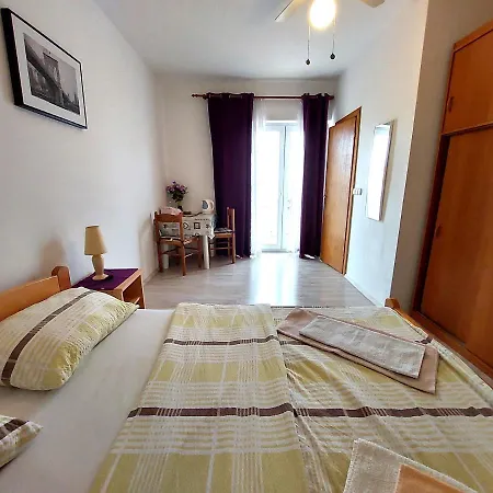 & Gudelj Apartment Vodice