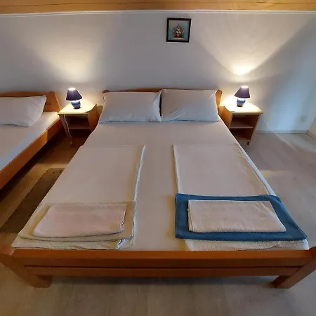 & Gudelj Apartment Vodice